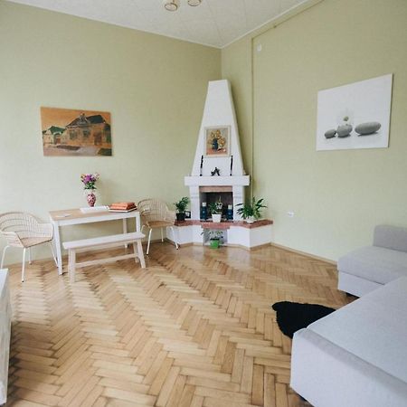 Love Nest Braşov Extérieur photo