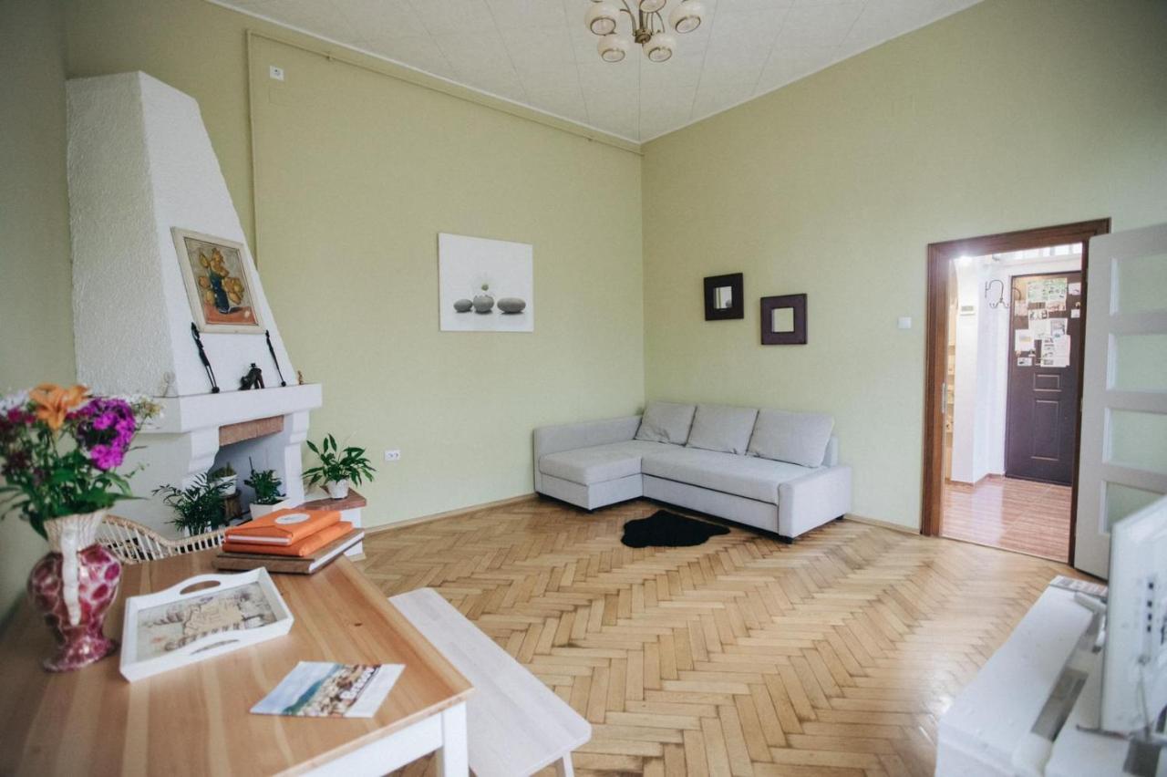 Love Nest Braşov Extérieur photo